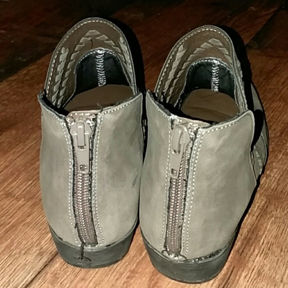 Healed booties - Picture 3 of 4